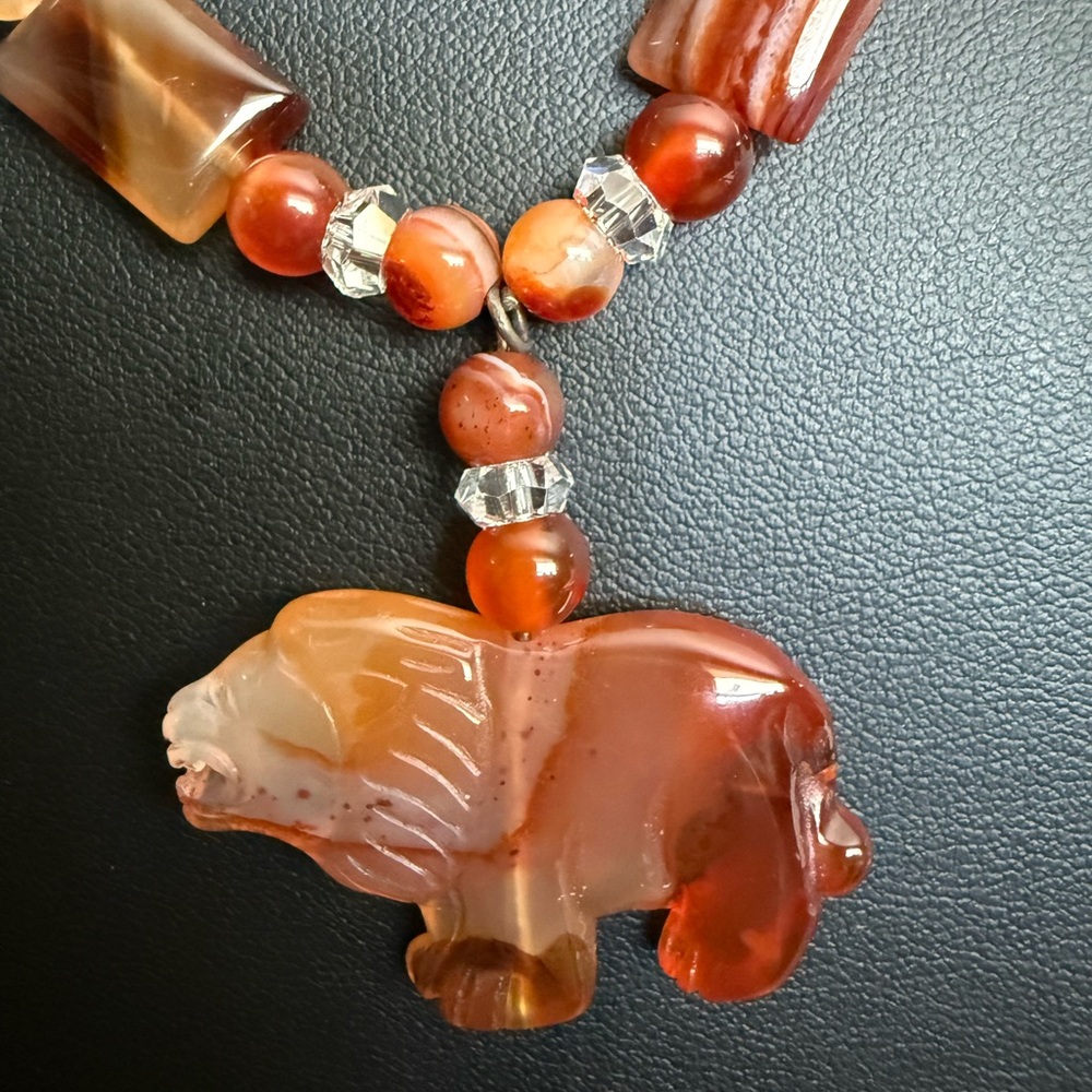 Red and Brown Carnelian Bear Pendant Necklace - Picture 9 of 11